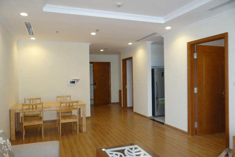 Cho thuê chung cư Vinhomes 54 Nguyễn Chí Thanh, 1 phòng ngủ, đầy đủ nội thất, giá 20 triệu/tháng 521744