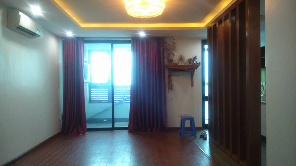 Cho thuê căn hộ Home City Trung Kính 75m2, sàn gỗ, trần thạch cao. Giá 9 triệu/tháng 543499