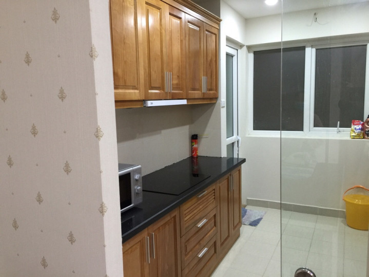 Cho thuê chung cư FLC Phạm Hùng diện tích 70m2, 2 phòng ngủ đủ đồ LH: 0915651569 555426