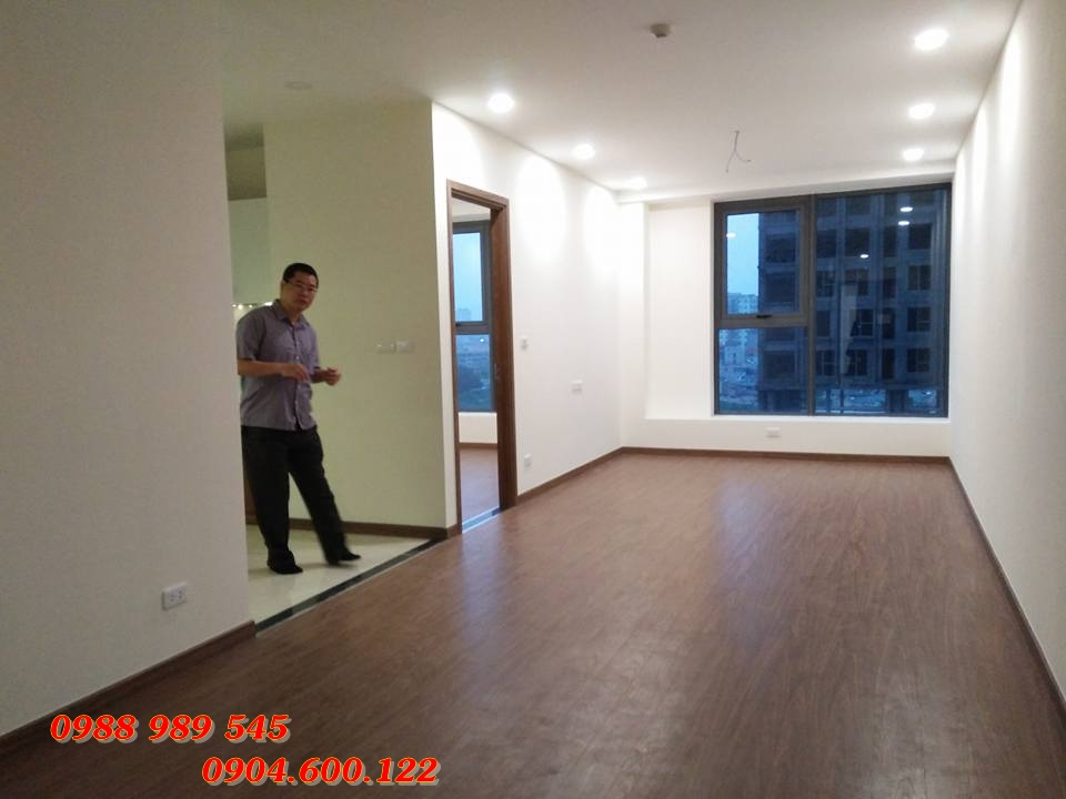 Cho thuê căn hộ Ruby 2 Chung cư Goldmark City, 107m2, 3PN cơ bản, chỉ 8 tr/th. LH 0904.600.122. 581986