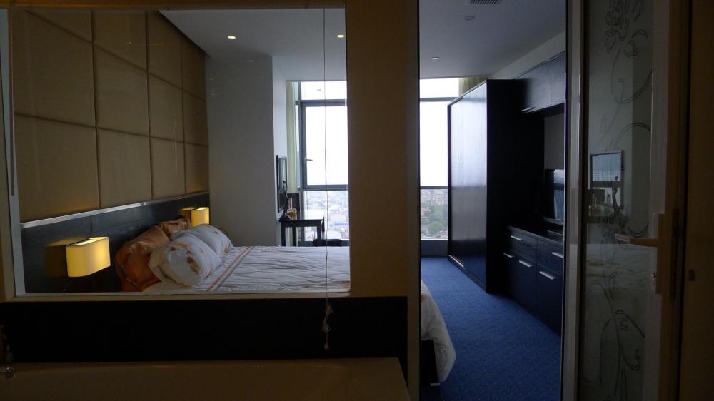 Cho thuê chung cư cao cấp Tràng An Complex 2 phòng ngủ đủ đồ đẹp, 80m2 giá cho thuê chỉ 14 tr/tháng 590542