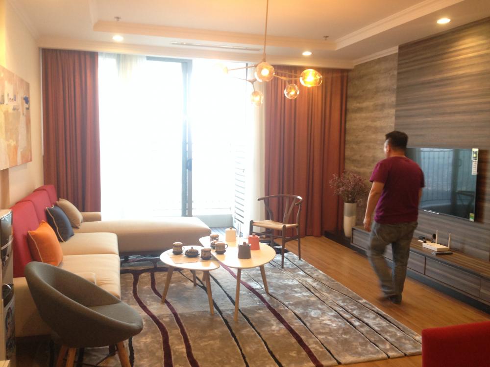 Chính chủ cho thuê căn hộ 3 PN Vinhomes Nguyễn Chí Thanh, tầng 16, đủ đồ, giá 26tr/tháng, ảnh thật 606180