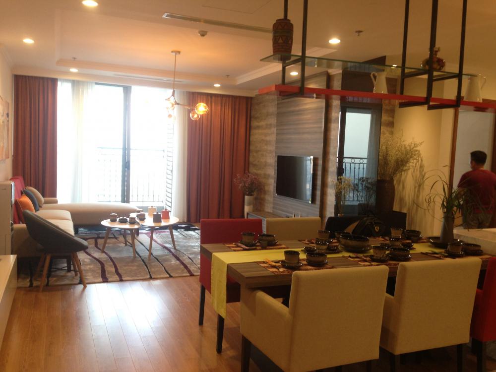 Chính chủ cho thuê căn hộ 3 PN Vinhomes Nguyễn Chí Thanh, tầng 16, đủ đồ, giá 26tr/tháng, ảnh thật 606180