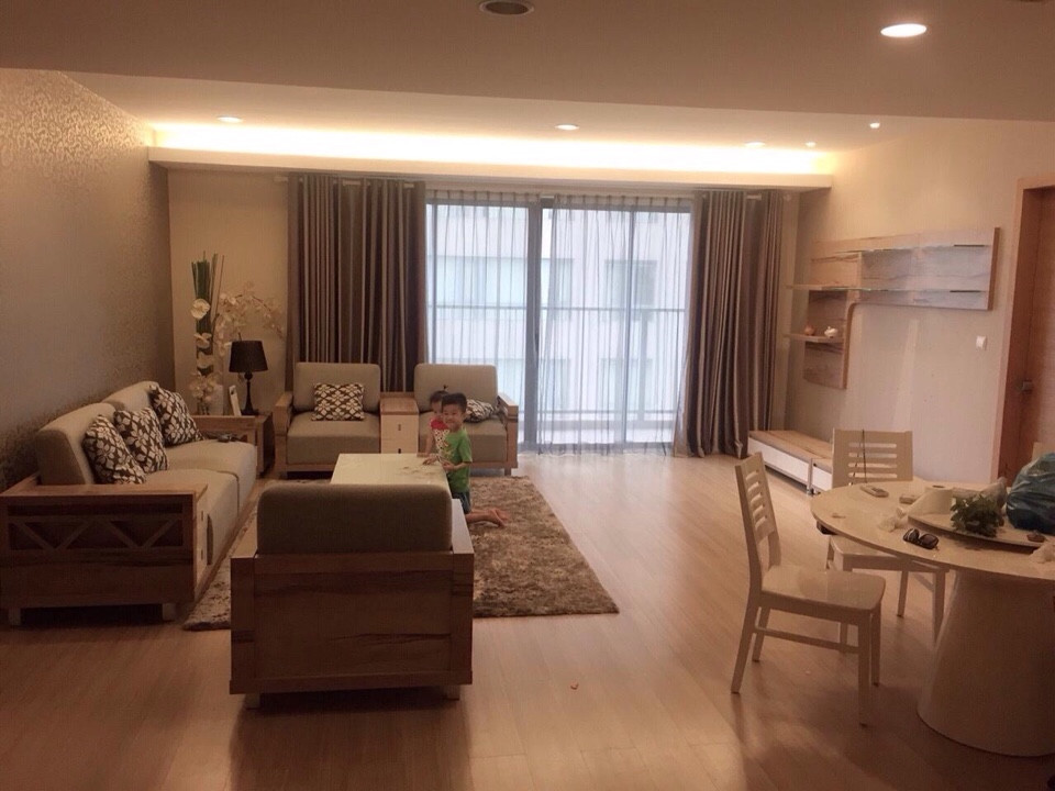 Cho thuê căn hộ chung cư 71 Nguyễn Chí Thanh, nhà rất thoáng, view đẹp, giá rẻ nhất 607706