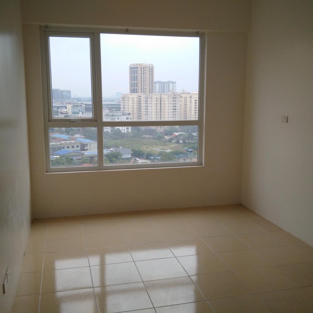 Cho thuê căn hộ chung cư khu đô thị Yên Hoà, nhà mới nhận, 2 phòng ngủ giá 6tr/th LH: 0915 651 569 608308