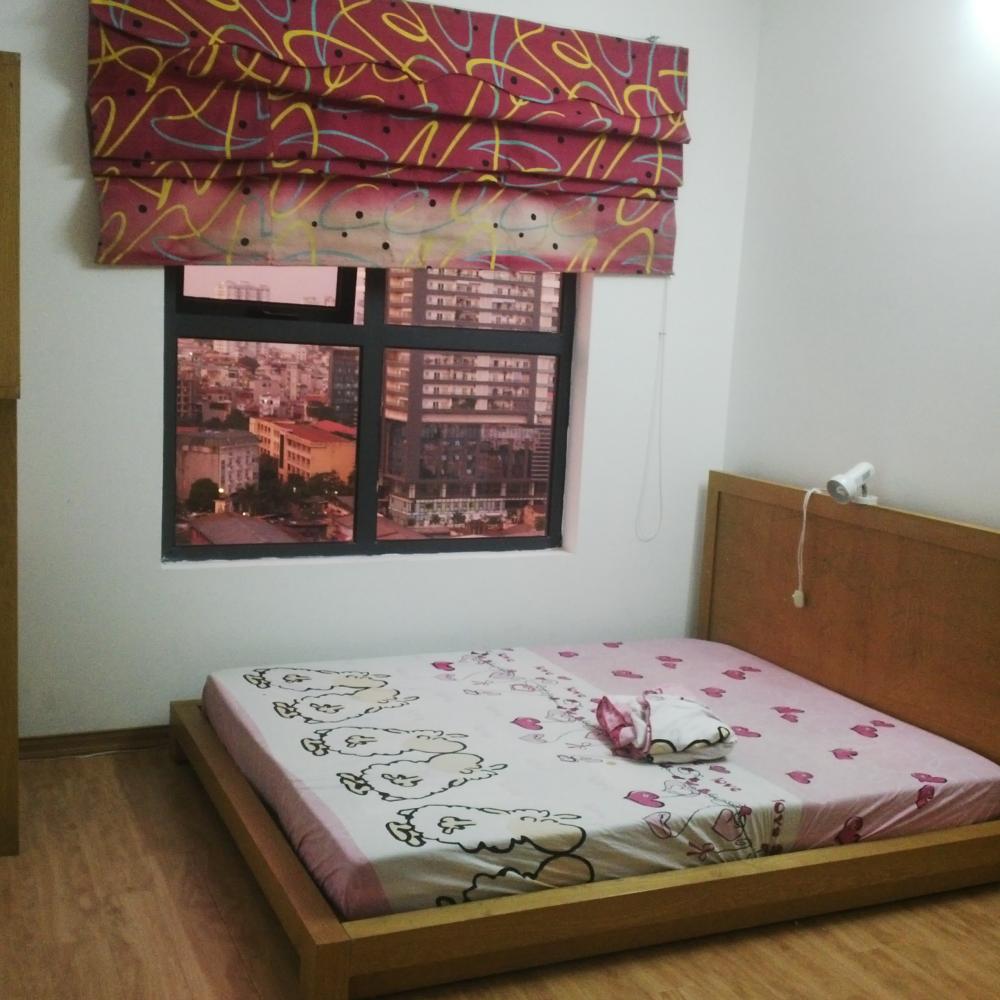 Cho thuê căn hộ chung cư Hà Nội Center Point 90m2, 3 ngủ đồ cơ bản giá 12tr/tháng. Call 0987.475.938 614221