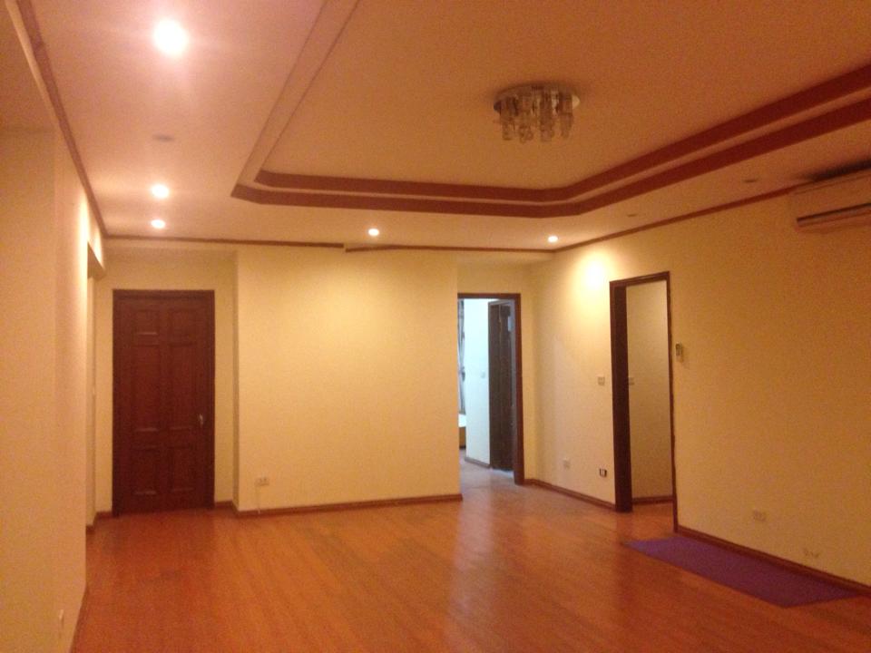 Chính chủ cho thuê căn hộ chung cư N05 Trần Duy Hưng, tòa 29T, DT 155m2, giá 14 triệu/tháng 619891