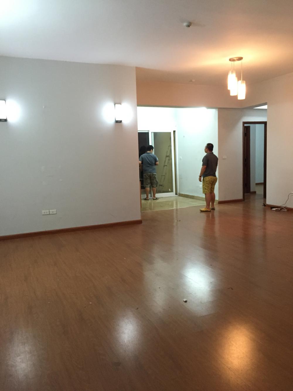 Cho thuê căn hộ chung cư Trung Yên 1, Vũ Phạm Hàm, 126m2, 3PN đồ cơ bản 11 tr/th. LH: 0915 651 569 632504