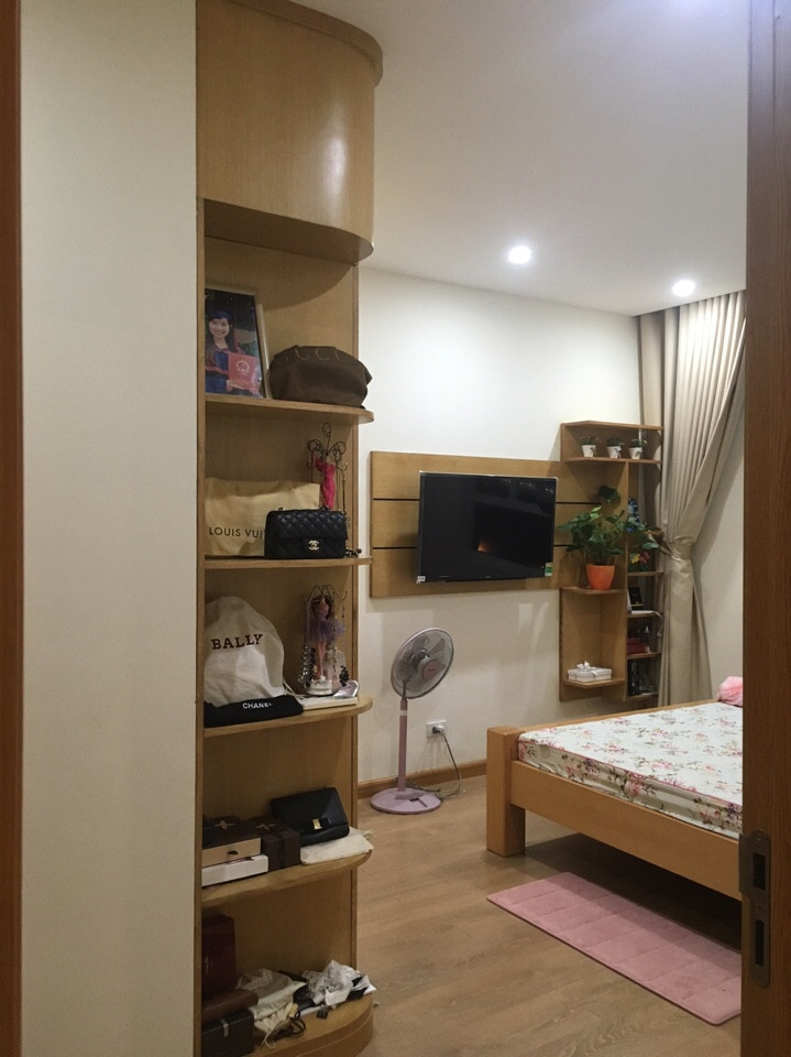 Cho thuê căn hộ chung cư M5 Nguyễn Chí Thanh, 3 phòng ngủ đầy đủ đồ đẹp LH: 0915 651 569  645813