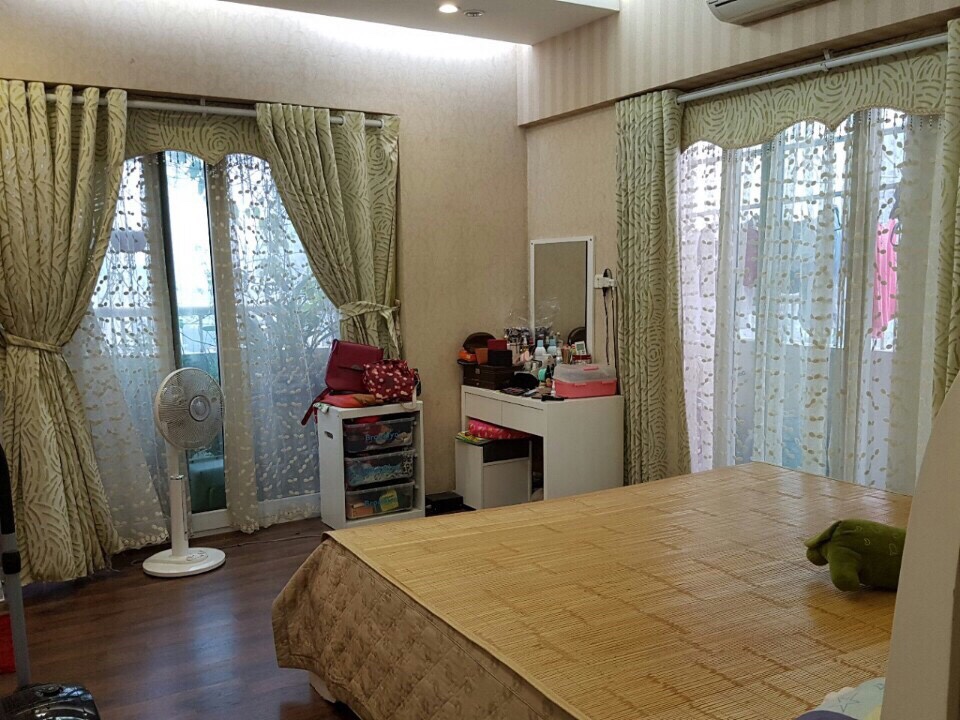 Cho thuê căn hộ ở Trung Yên 1, DT 120m2, 2 PN, giá 12 triệu/tháng,  0974388360. 666055