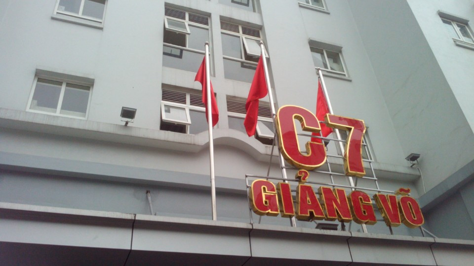 Cho thuê căn hộ tại C7 Giảng Võ, đối diện KS Hà Nội, 80m2, 3PN, đủ đồ, giá 14 triệu/tháng 671824