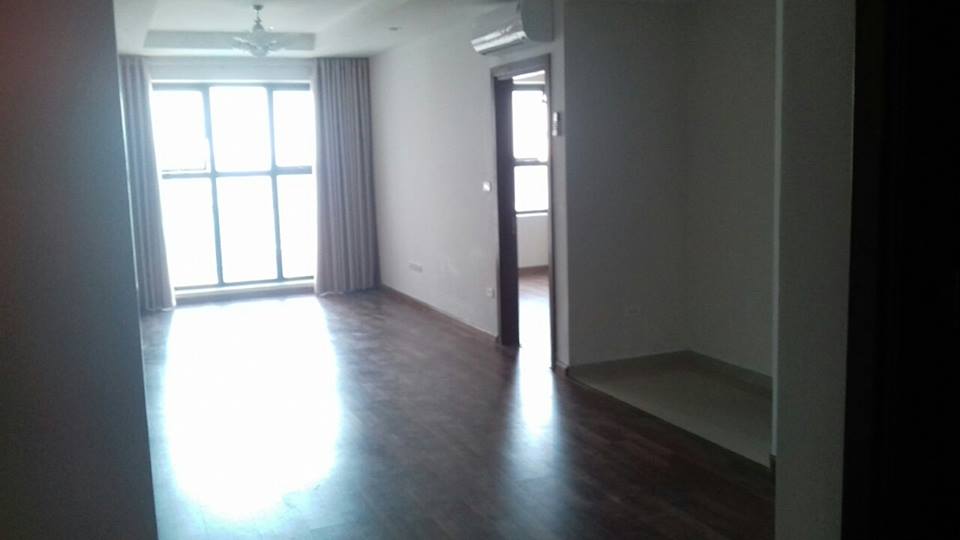 Cho thuê căn hộ Goldmark City 136 Hồ Tùng Mậu, 83m2, 2PN, ĐCB, giá 8.5 tr/th. LH 0982583995 680904