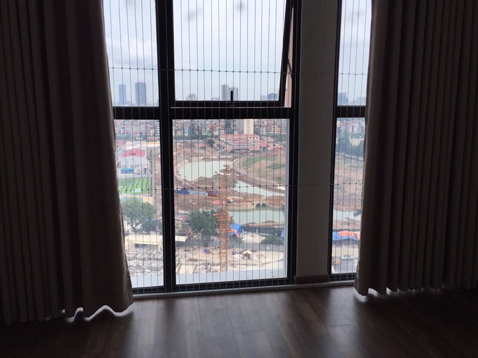 Chính chủ cho thuê căn hộ 150m2, 4 ngủ, cơ bản, giá 11 triệu/tháng tại FLC Complex 36 Phạm Hùng, lh 0986782302 687405