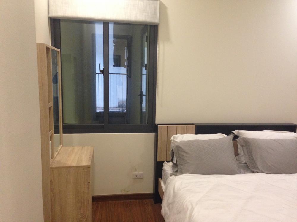 Cho thuê căn hộ chung cư A14 Nam Trung Yên - Nguyễn Chánh thiết kế 2 phòng ngủ, full nội thất giá 8 triệu/ tháng. Lh Bách: 0975170993 721431