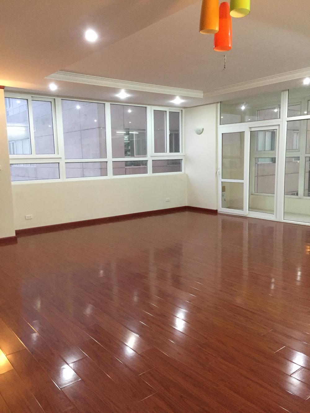 Cho thuê căn hộ chung cư 250 Minh Khai, 120m2, 3 phòng ngủ, đồ cơ bản, giá chỉ 9tr/th 722642