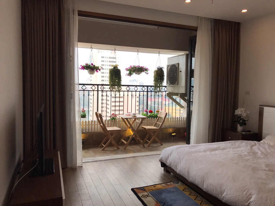Cho thuê căn hộ C7 Giảng Võ, đối diện khách sạn Hà Nội, 80m2, 2PN, đủ đồ, giá 14 triệu/tháng 746395