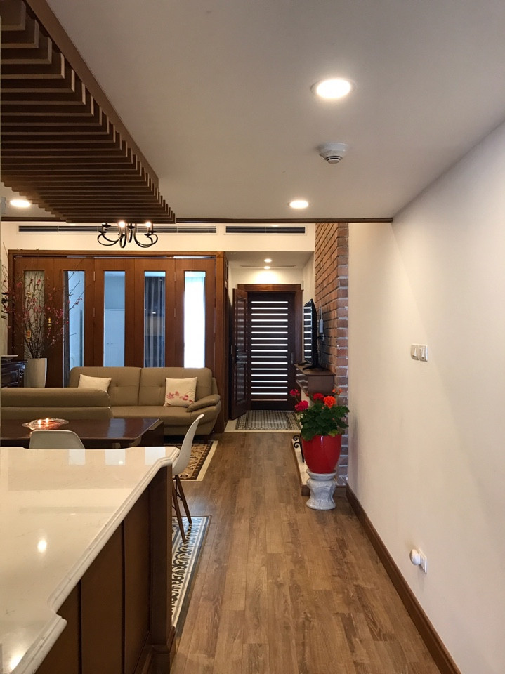 Cho thuê căn hộ cao cấp tại chung cư 57 Láng Hạ, 200m2, 4PN, đủ đồ đẹp, giá 18 triệu/tháng 746416