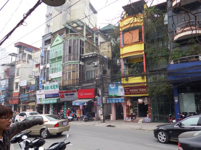 Cho thuê nhà mặt phố Sài Đồng, Long Biên, diện tích 60m2, giá 17 Triệu/tháng. Lh 0982418907 752750