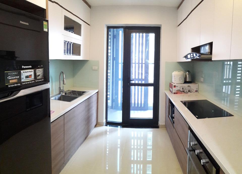 Cho thuê căn hộ 120m2 Indochina Plaza IPH, tầng 19, 3PN, căn góc, đủ đồ, giá 28 tr/th 760900