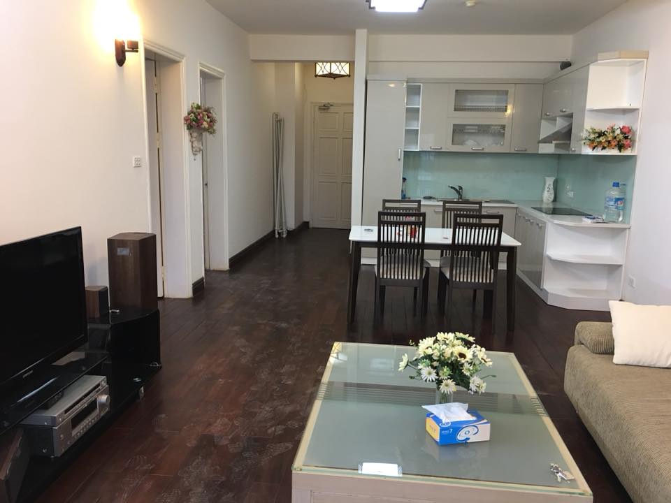 Cho thuê chung cư A6 Giảng Võ , 100m 2 ngủ đủ nội thất view hồ cực đẹp ( ảnh thật 100% )
 797651
