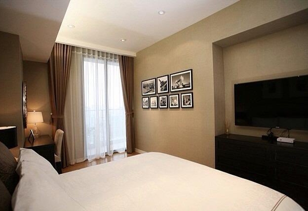 Cho thuê căn hộ chung cư Royal City (thiết kế cực phong cách - vô cùng trẻ trung) 3 phòng ngủ  799527
