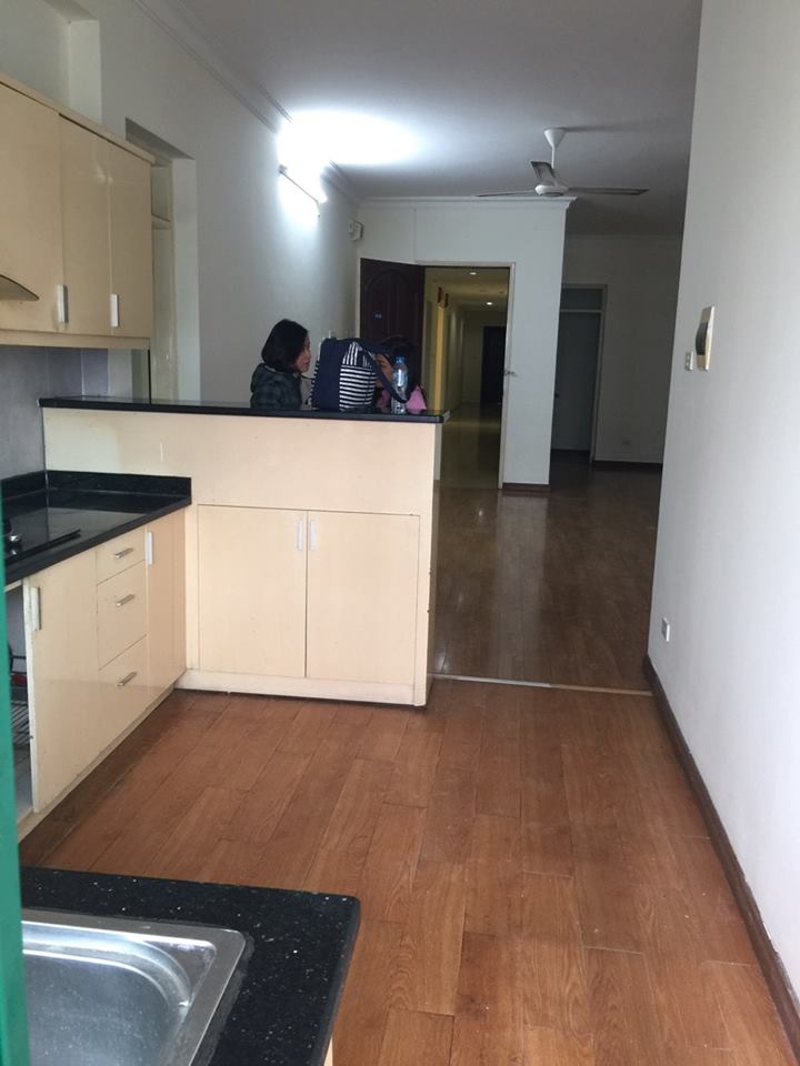 Cần cho thuê căn hộ tại chung cư Thăng Long 1, 95m2, 3PN, đồ cơ bản, 14tr/th, LH 0936496919 802823