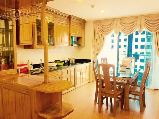 Cho thuê căn hộ chung cư 15-17 Ngọc Khánh, view 2 hồ rất đẹp  803013