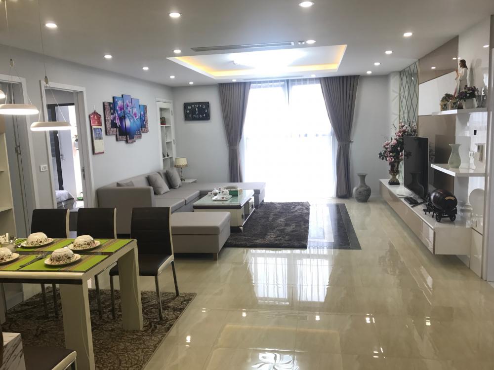 Cho thuê căn hộ cao cấp tại chung cư D2- Giảng Võ, Ba Đình 90m2, 2PN view hồ giá 15triệu/tháng. 809218