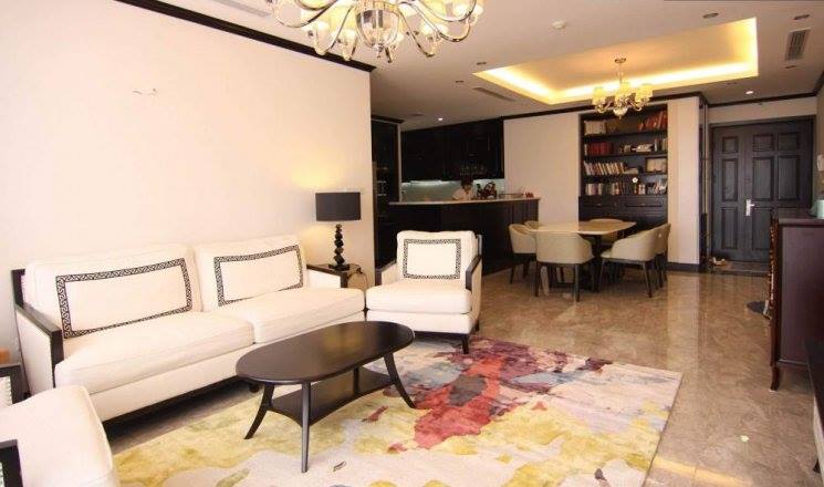 dự án cao cấp bậc nhất Hà Nội Royal city cần cho thuê gấp căn hộ tại R2. 136m2 3PN nội thất sang trọng đầy đủ tiện nghi. LH 0936496919 812128