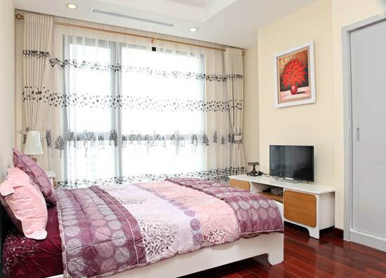 Cho thuê căn hộ chung cư Royal City-72A Nguyễn Trãi, diện tích 132m2, 2PN+1, giá 20tr/th. 817929