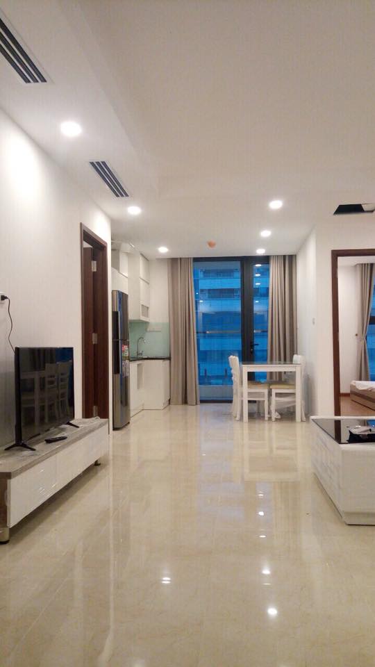 Cho thuê chung cư Goldmark City 136 Hồ Tùng Mậu, 3 phòng ngủ, đủ nội thất, 15 tr/th. 825744