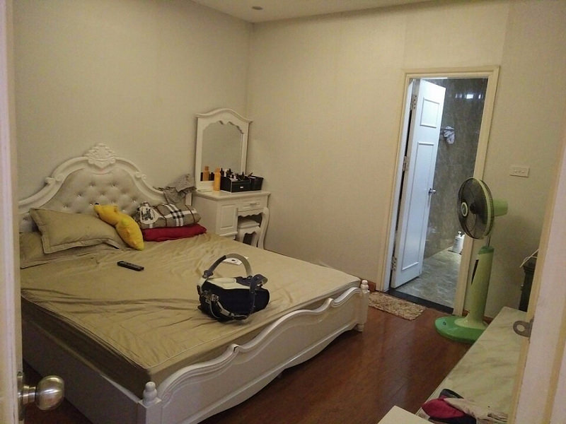 Chính chủ cho thuê căn hộ tại chung cư 172 Ngọc Khánh, 125m2, 3PN, giá 15 triệu/tháng 839572
