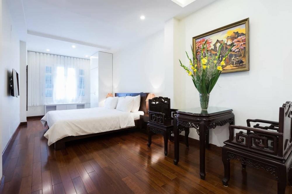 Cho thuê căn hộ đủ đồ sang trọng tại phố Hòe Nhai cách hồ Hoàn Kiếm 1km 844104