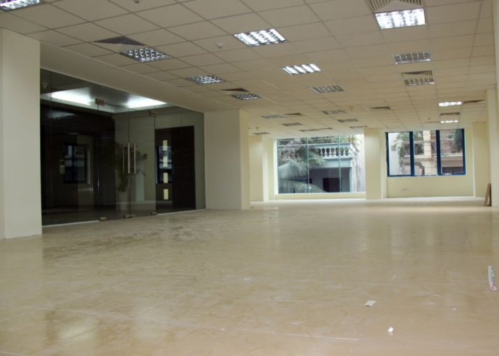 Cho thuê văn phòng 90 m2 thông sàn phố Hoàng Hoa Thám thông sàn giá 15 triệu/tháng 844490
