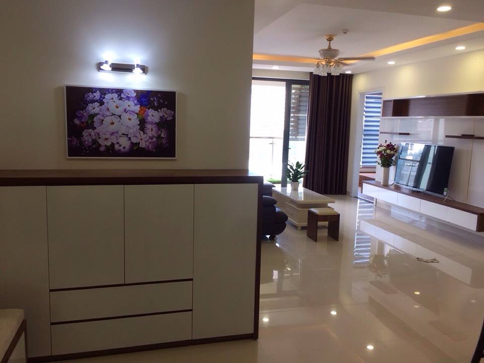 Cho thuê căn hộ chung cư Golden Palm Lê Văn Lương, 138m2, 3 phòng ngủ, full nội thất, giá 17 tr/th 847894