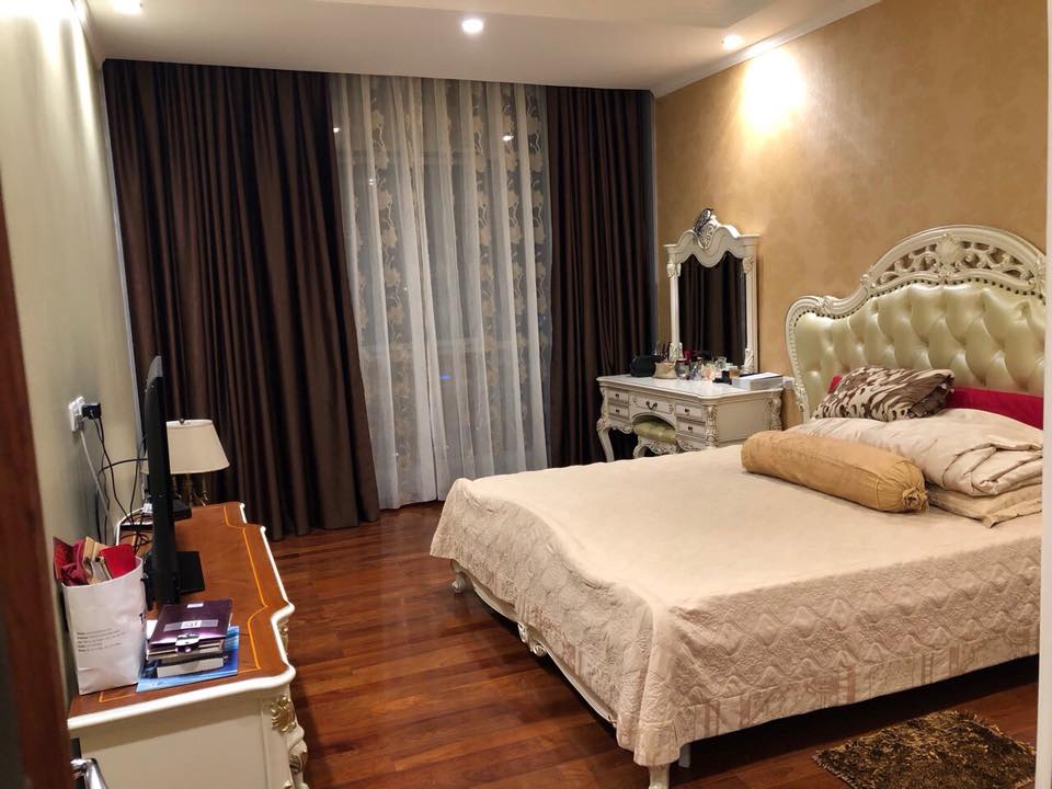 (0967.069.366) cho thuê căn hộ Golden Palace, quận Nam Từ Liêm, 4 phòng ngủ, căn góc, full đồ 848058