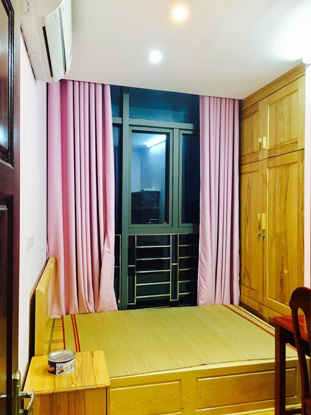 Cho thuê căn hộ nhà ở chung cư Sunrise City - The Golden Palm Lê Văn Lương 852068