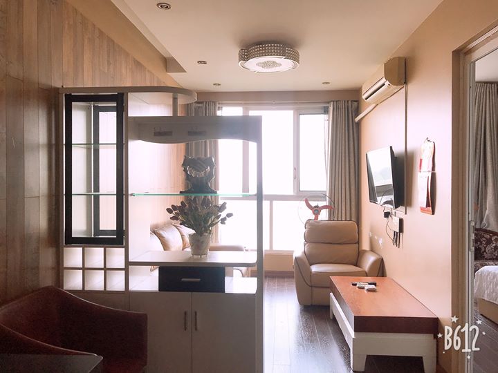 Cho thuê căn hộ 2 phòng ngủ full đồ tại mặt đường Trấn Vũ, Ba Đình, view hồ Tây 863095