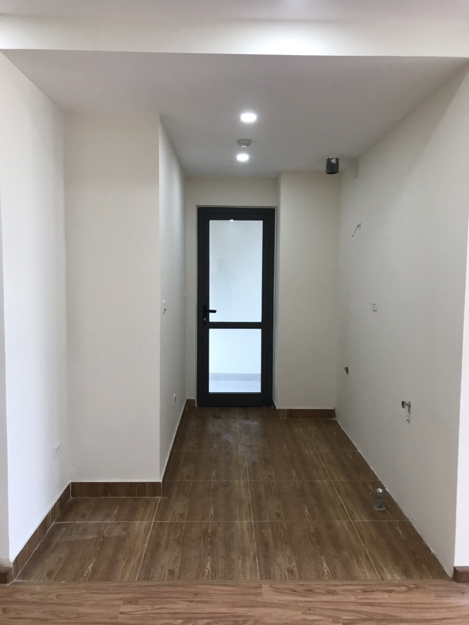 Cho thuê căn hộ mới 100% giá cực tốt 6 tr/th tại 43 Phạm Văn Đồng 868637