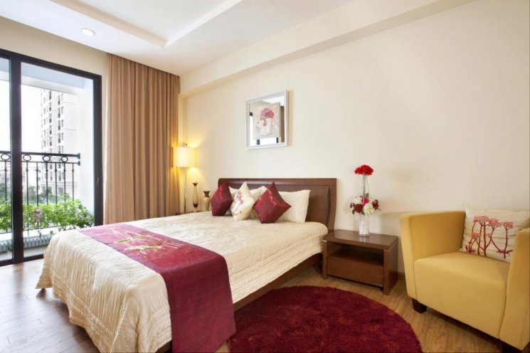 Cho thuê căn hộ cao cấp Vincom Bà Triệu, 3 phòng ngủ, đầy đủ đồ cao cấp, LH: 0965820086 867779