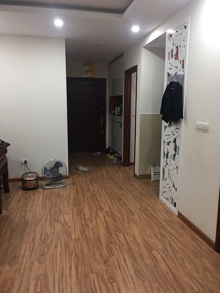 Chủ căn hộ CT2  chung cư Thái Hà(43 Phạm Văn Đồng) cho thuê Gấp căn hộ 2 phòng ngủ full đồ  920499