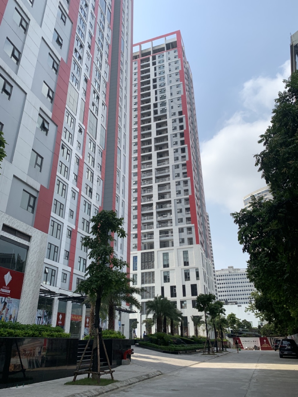 Cho thuê 3PN 140m2 Hà Nội Paragon Cầu Giấy – Nội thất cơ bản  921924