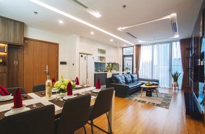 Cho thuê căn hộ cao cấp tại chung cư D2 Giảng Võ, Ba Đình, 118m2, 3PN view hồ, giá 13 triệu/tháng. 947088