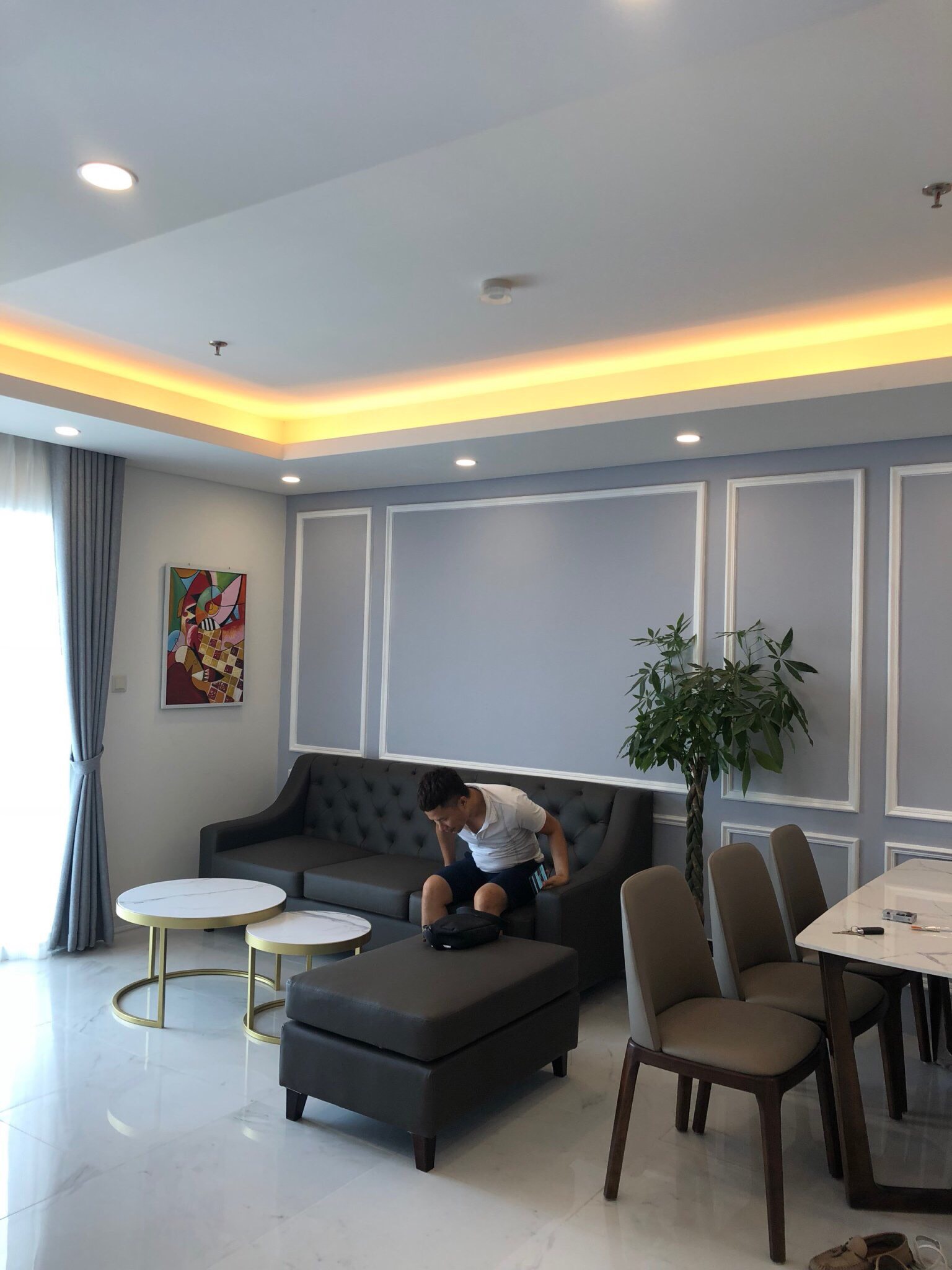 Cho thuê căn hộ 3PN đủ đồ hiện đại, view sông, giá rẻ tại Aqua Yên Phụ
 961411