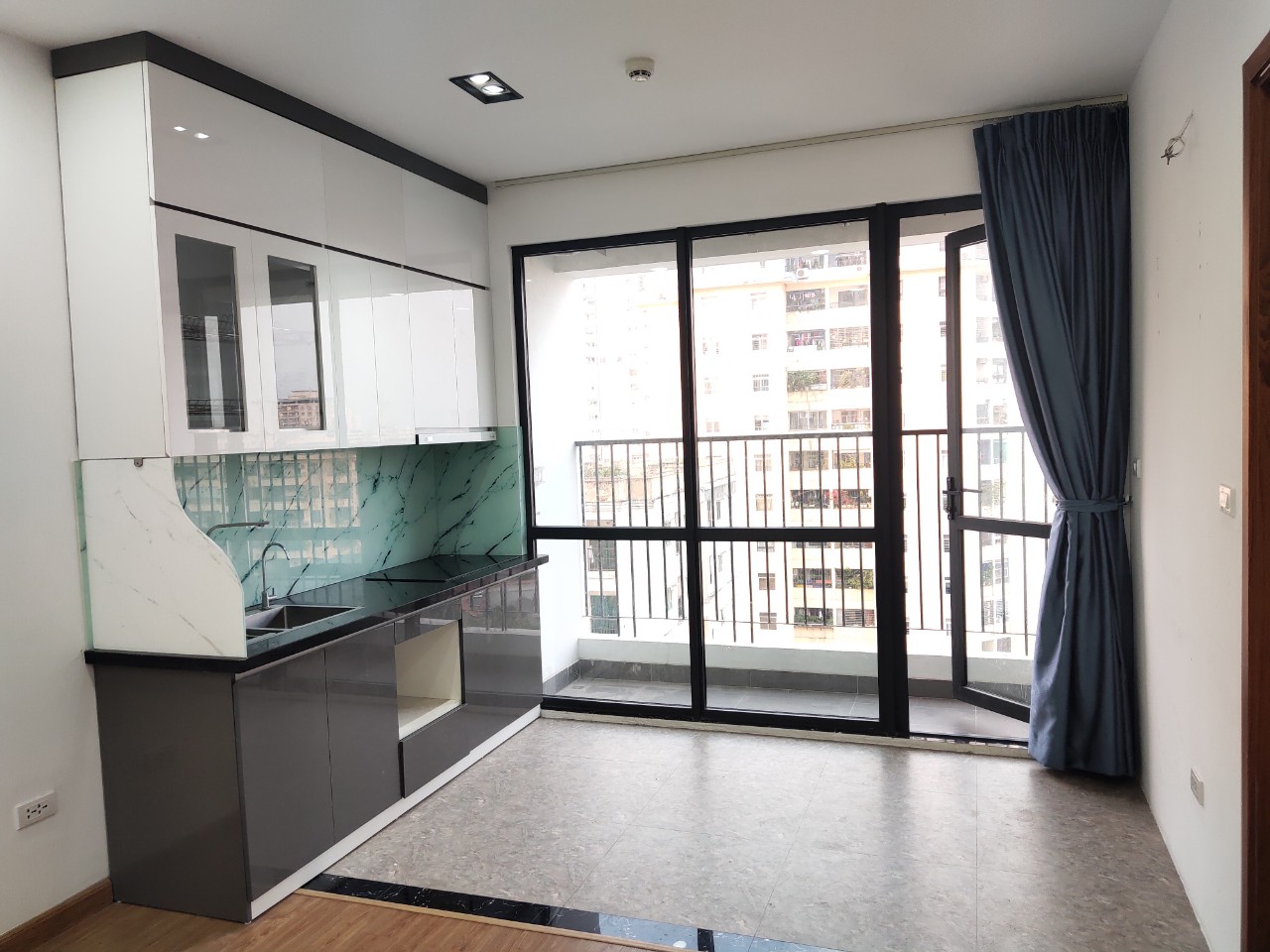 Tôi cho thuê ch MHDI Lê Đức Thọ 3 phòng ngủ làm văn phòng giá 9 triệu/ tháng 994388
