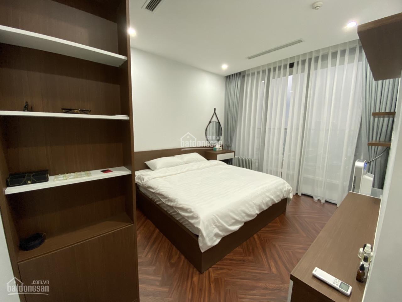 Cho thuê căn hộ 161m2 thiết kế 3 Phòng Ngủ đầy đủ nội thất Vincom Bà Triệu, LH 0974429283 995362