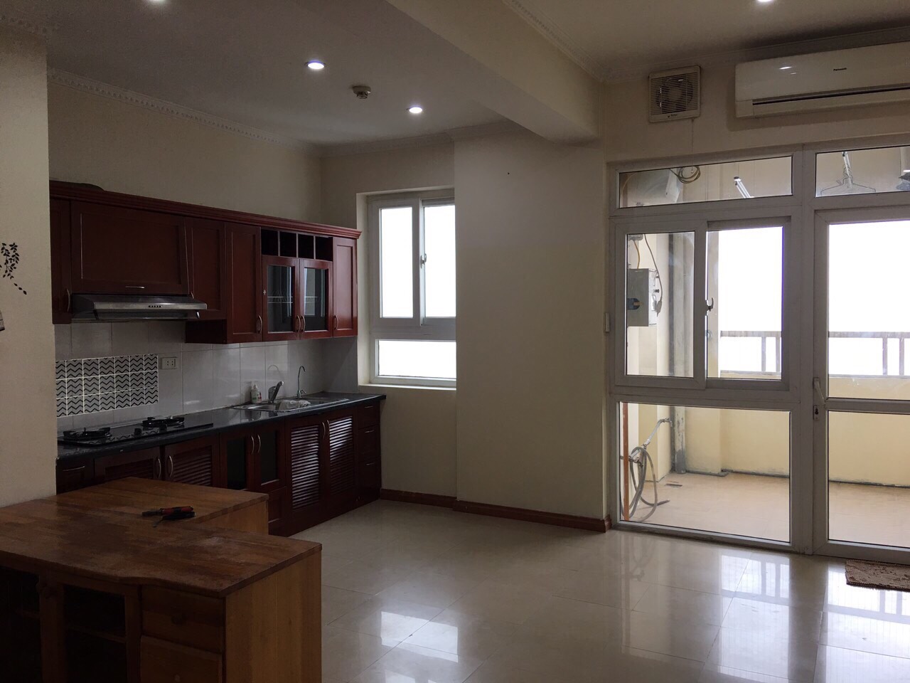 Cho thuê căn hộ chung cư 15T Nguyễn Thị Định , Trung Hoà Nhân Chính , Hà Nội LH 0961632980 999460