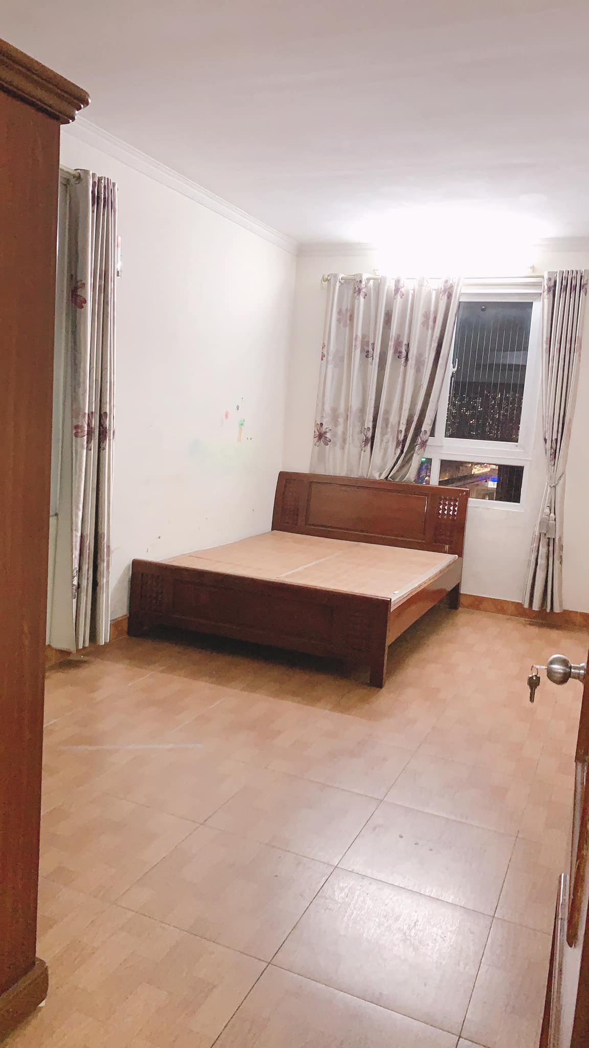 Cho thuê căn hộ H10 475 Nguyễn Trãi 85m2, 2 ngủ, 2vs thiếu điện tử giá 10tr vào 3/7 1011039