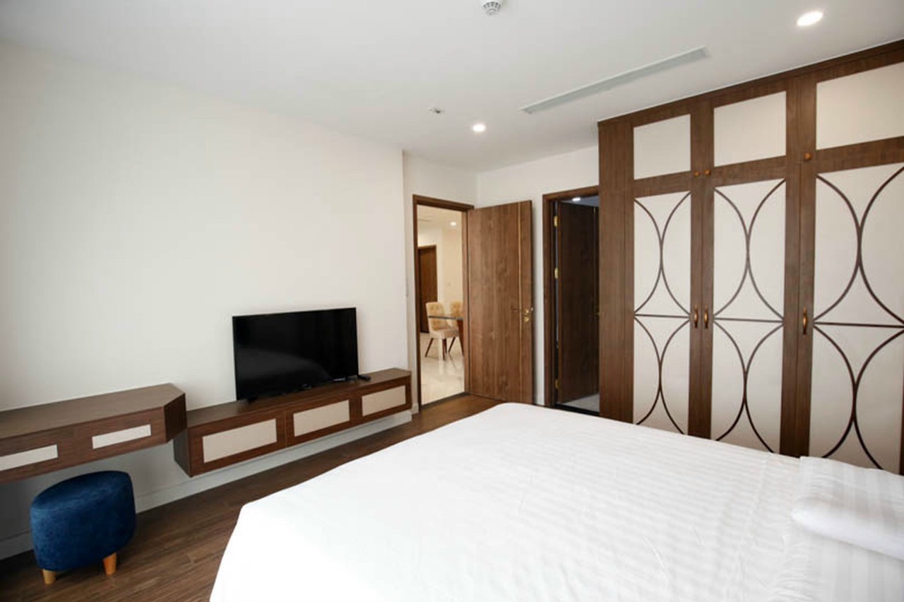 Cho thuê căn hộ 3 phòng ngủ full nội thất siêu đẹp tòa Tân Hoàng Minh, Quảng An, ảnh thực tế 1012610