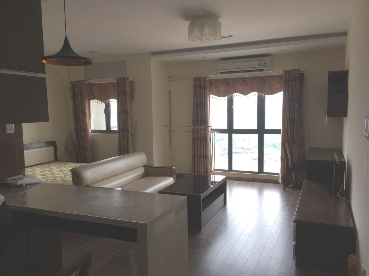 Cho thuê căn hộ VIP 1PN 45m2 Mulberry Lane nội thất mới tinh rất đẹp ( Còn trống có ảnh thật ) 1020697